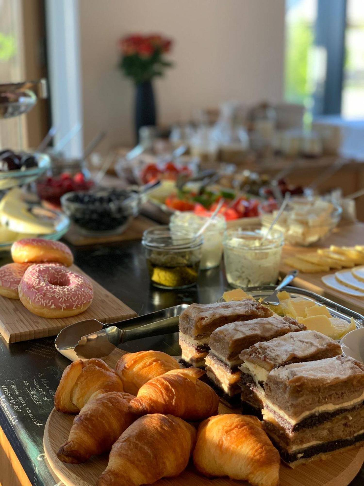 Eco Boutique Hotel Ams Beagle ブレッド エクステリア 写真