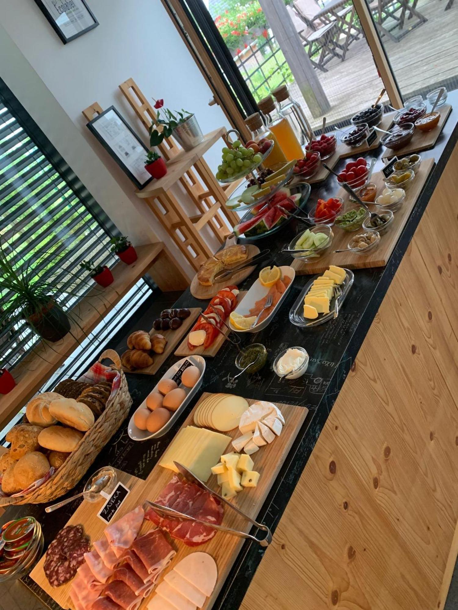 Eco Boutique Hotel Ams Beagle ブレッド エクステリア 写真