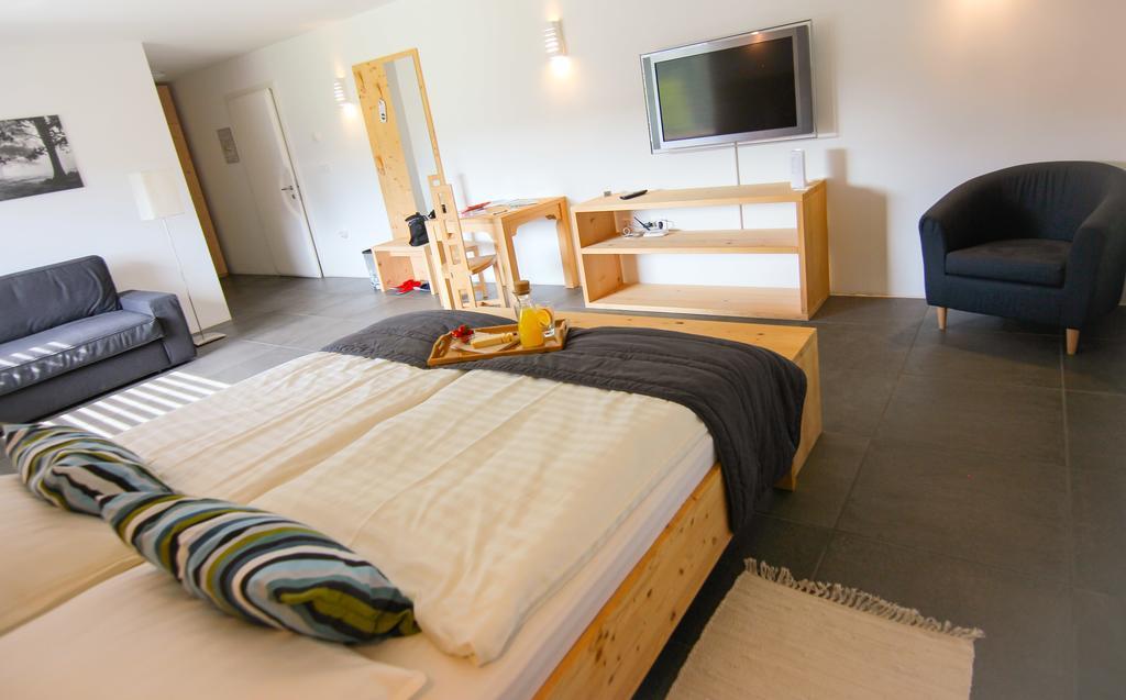 Eco Boutique Hotel Ams Beagle ブレッド エクステリア 写真