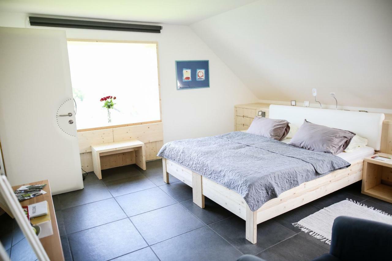 Eco Boutique Hotel Ams Beagle ブレッド エクステリア 写真